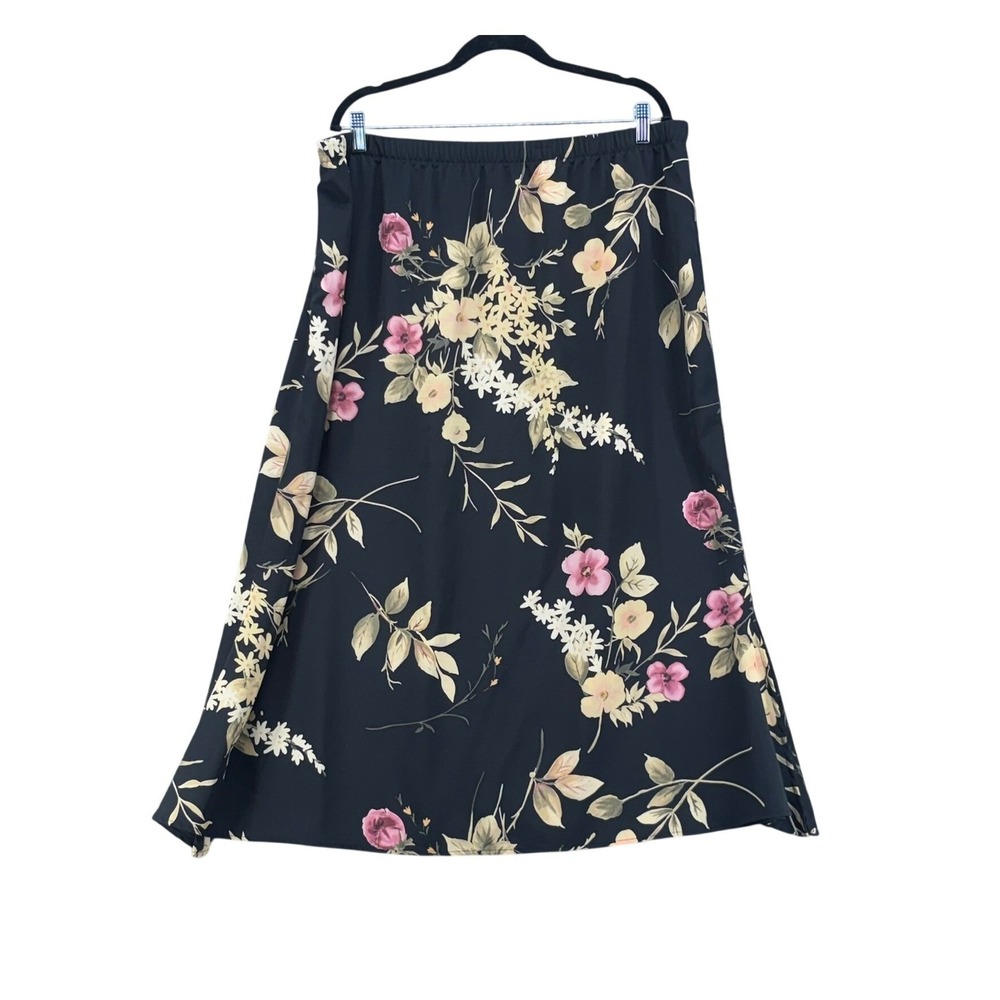 Maggie Barnes Maxi Skirt Black 24W‎